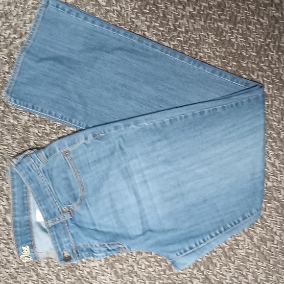 Old Navy Womens Diva Jeans Size 12 Medium Wash Blue Denim - Picture 3 of 6